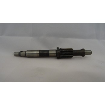 700189 Gear spindle